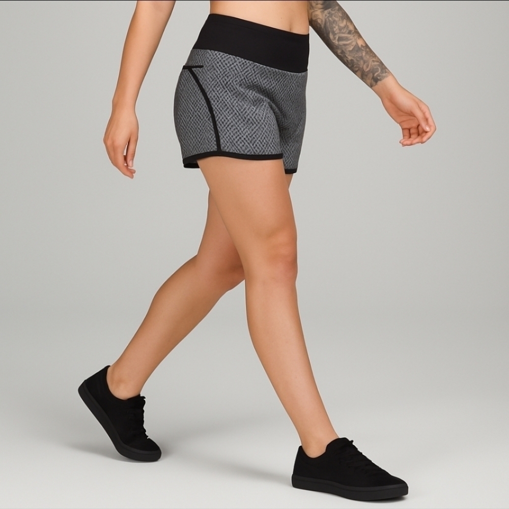 Lululemon Run Times Short Giant Herringbone Swift Black White 4